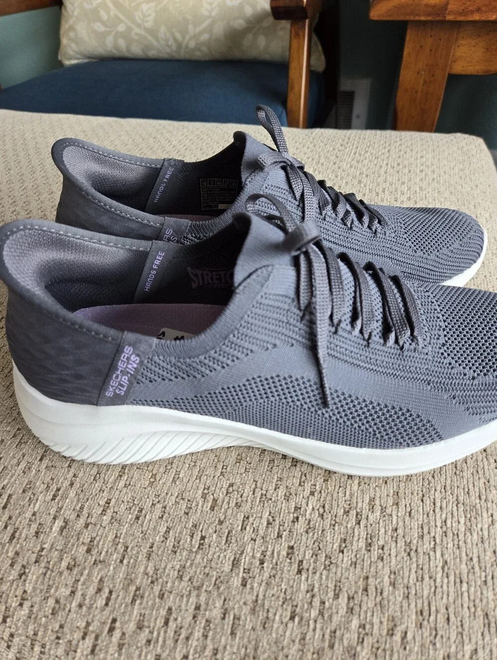 Sketchers Women's Gray Knit Slip-On Lace-Up Sneakers, 10M